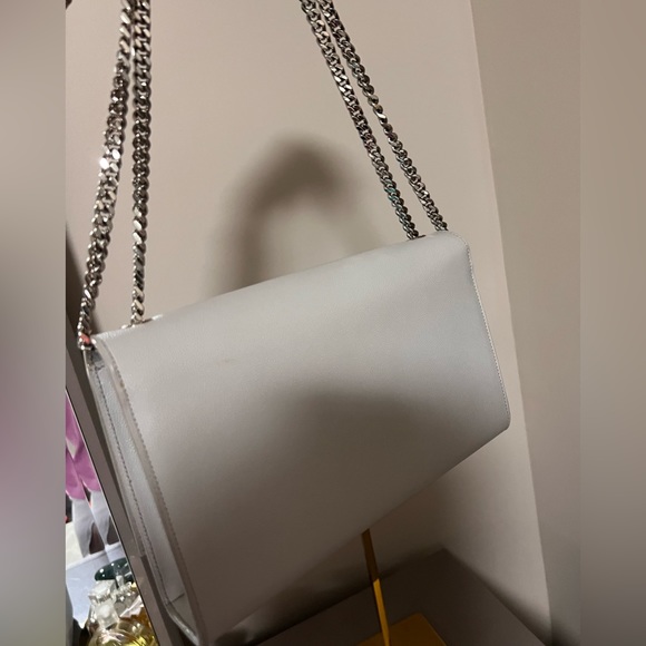 YSL Kate medium bag in gray leather and silver hardware - Picture 4 of 9